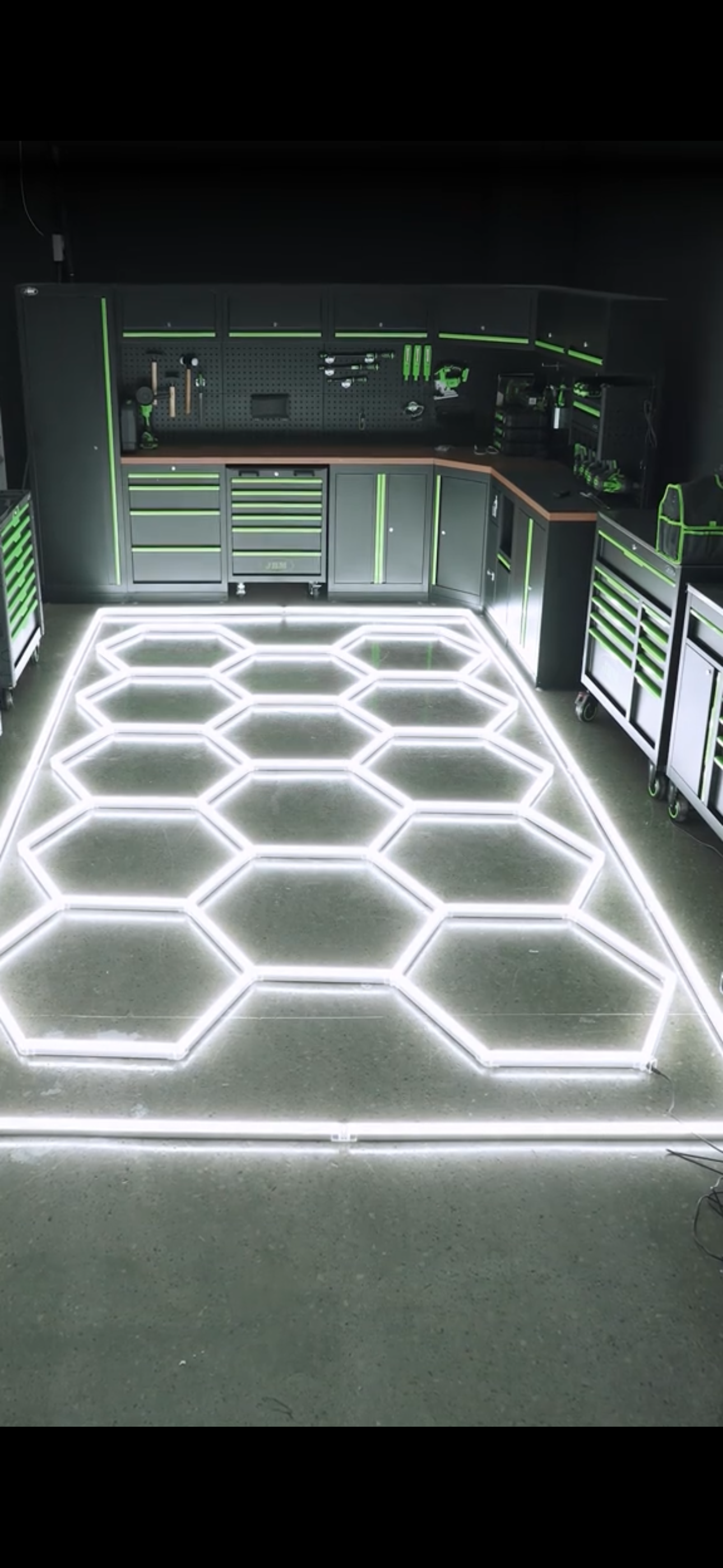 14-Hex Premium Hexagon LED Light Kit with Border 4800mm x 2400mm